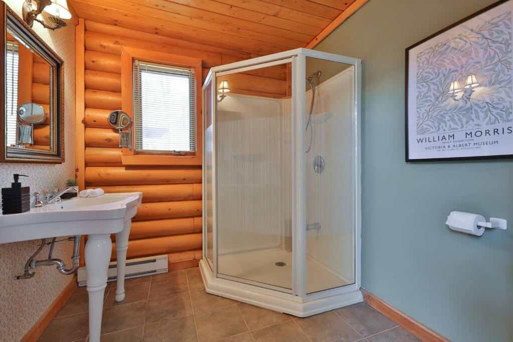 Le Courchevel Luxe Chalet - Private Pool - Jacuzzi - Ski Saint Adolphe D'Howard Exterior foto